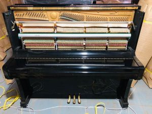 Piano cơ kawai BL 61