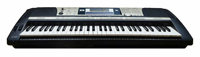 Đàn organ Yamaha PSR-740