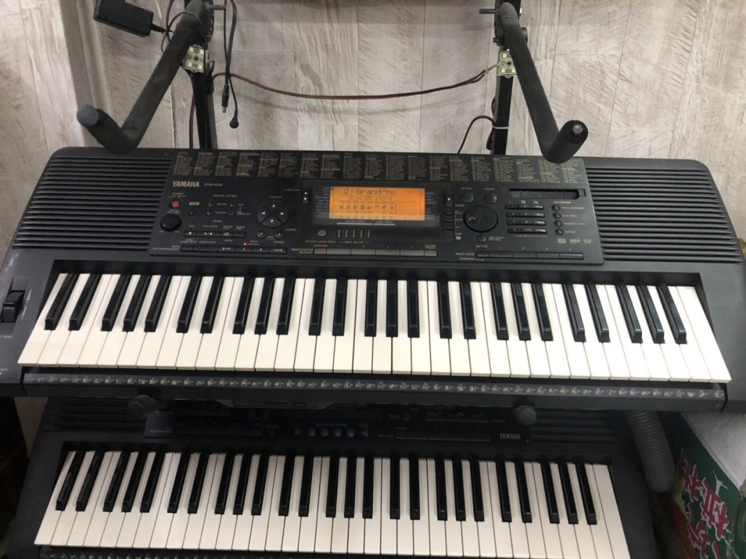 Đàn organ Yamaha PSR-620